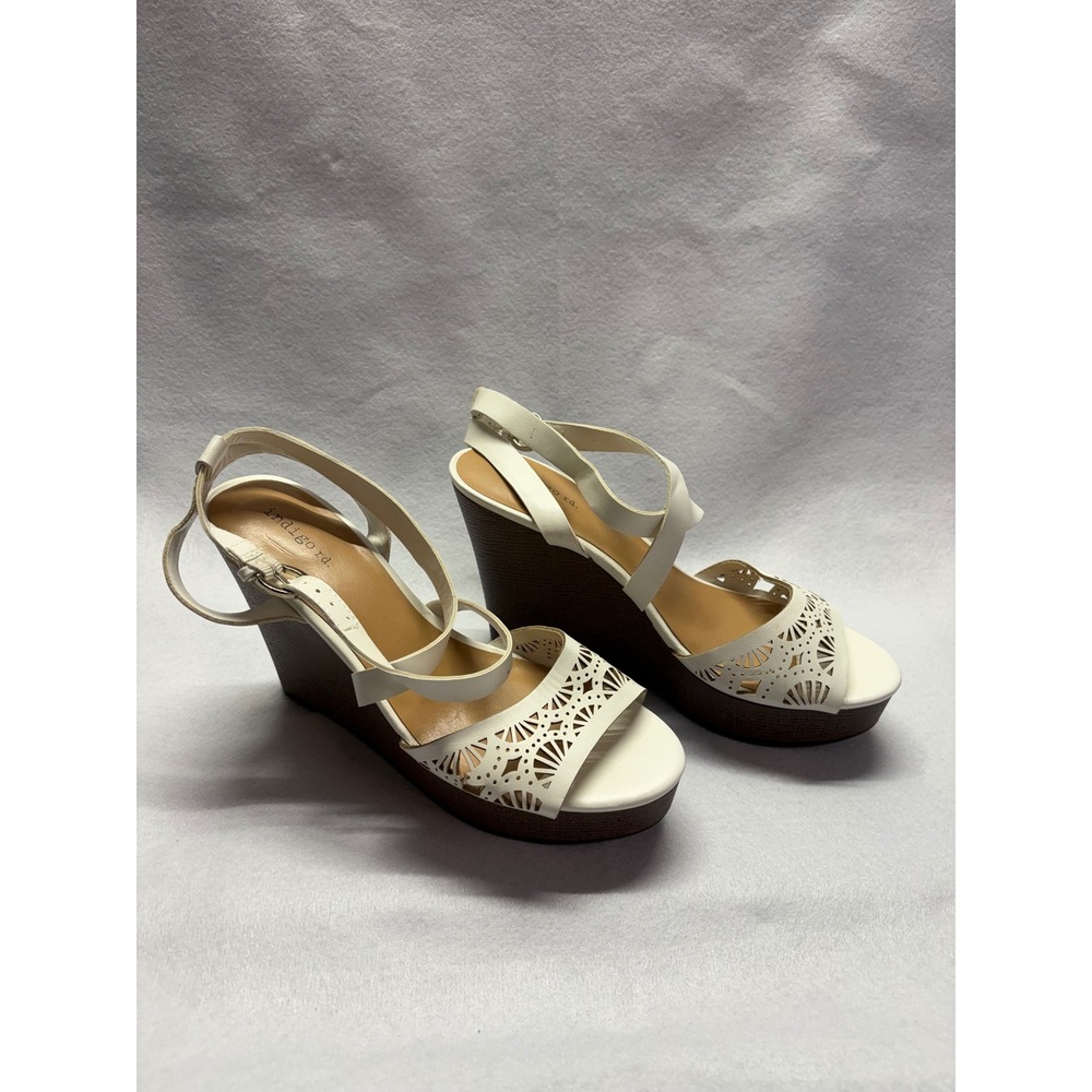 Indigo Rd‎ Womens White Laser Cut Wedge Sandals Platform Ankle Strap Size 10M